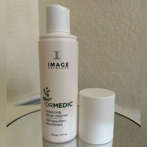 Image skincare Ormedic Balancing Facial Cleanser regular size